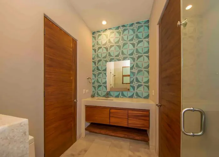 3bd Begati Ocean Views Pool & *
